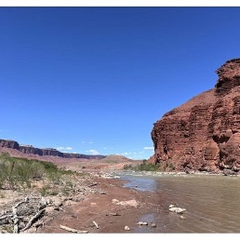 Paddle Moab- Raft, Kayak, SUP, and Canyon - looking back up the river - Rafting/Kayaking Near Me - Moab, Utah Paddle Moab- Raft, Kayak, SUP, and Canyon - looking back up the river - Rafting/Kayaking Near Me - Moab, Utah