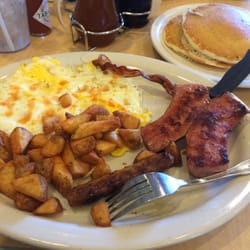 Perkins Restaurant & Bakery - Hearty man combo