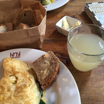 Home Kitchen - Great breakfast and delicious bread. - Breakfast & Brunch Near Me - Prague, Puerto Rico