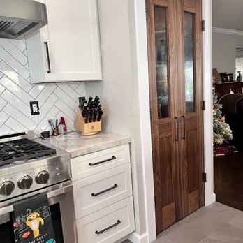 Dolan's Lumber Doors & Windows - Trustile French pantry doors in walnut with seedy glass - Building Supplies Near Me - Walnut Creek, California Dolan's Lumber Doors & Windows - Trustile French pantry doors in walnut with seedy glass - Building Supplies Near Me - Walnut Creek, California