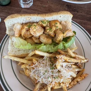 Chez Lafayette - Shrimp Po Boy - Cajun/Creole Near Me - Tacoma, Washington