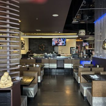 Maguro Sushi - Japanese Near Me - Tulsa, Oklahoma