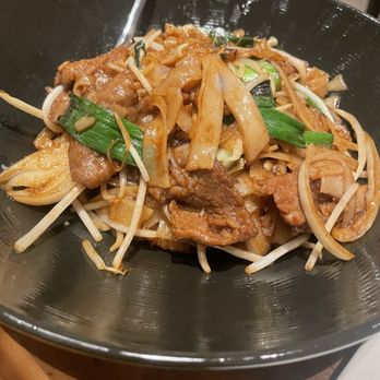 Red Bloom - beef chow fun - Asian Fusion Near Me - Reno, Nevada Red Bloom - beef chow fun - Asian Fusion Near Me - Reno, Nevada