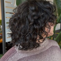 IVEY - Curly Haircut by Alex