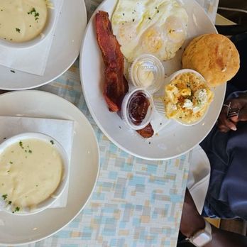 Aurora - The Farmer's special. The Mac n cheese. Amazing!! Eggs cooked to perfection. Bacon had the perfect crisp to it! - Coffee & Tea Near Me - Oklahoma City, Oklahoma