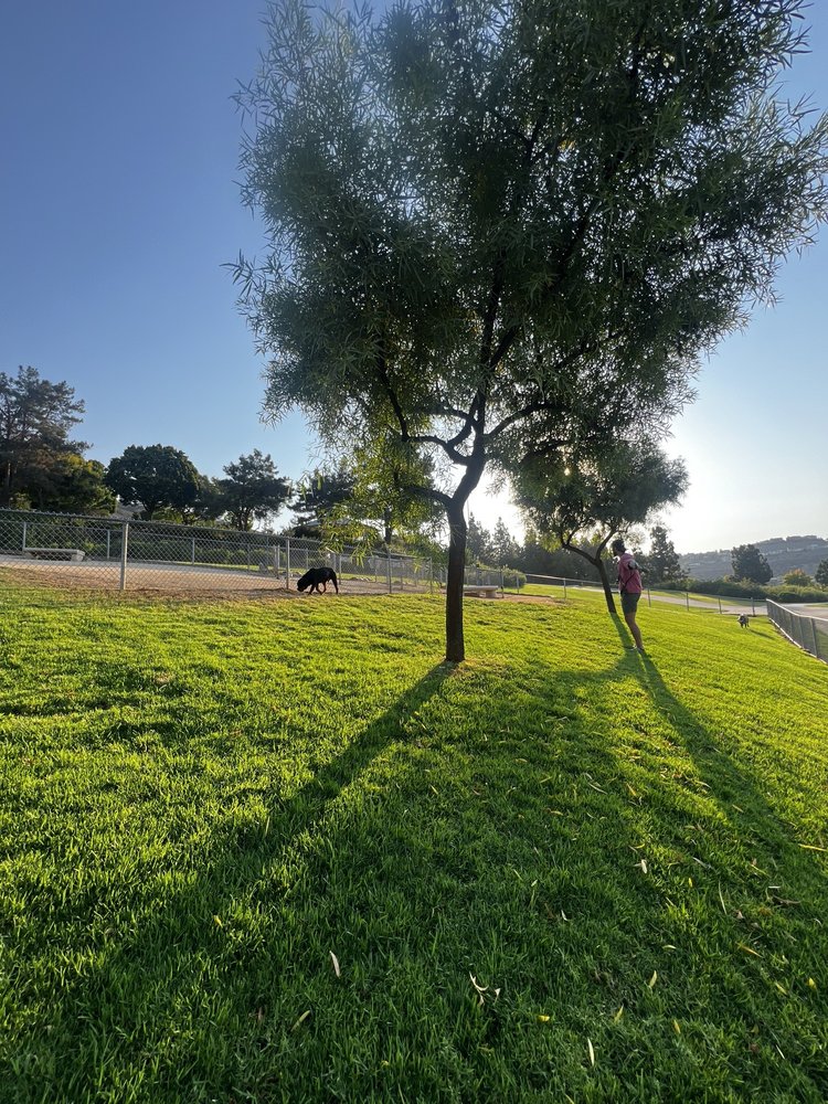 San Elijo Hills Dog Park Logo