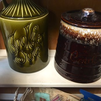 Four Seasons Vintage - Antiques Near Me - Knoxville, Tennessee Four Seasons Vintage - Antiques Near Me - Knoxville, Tennessee