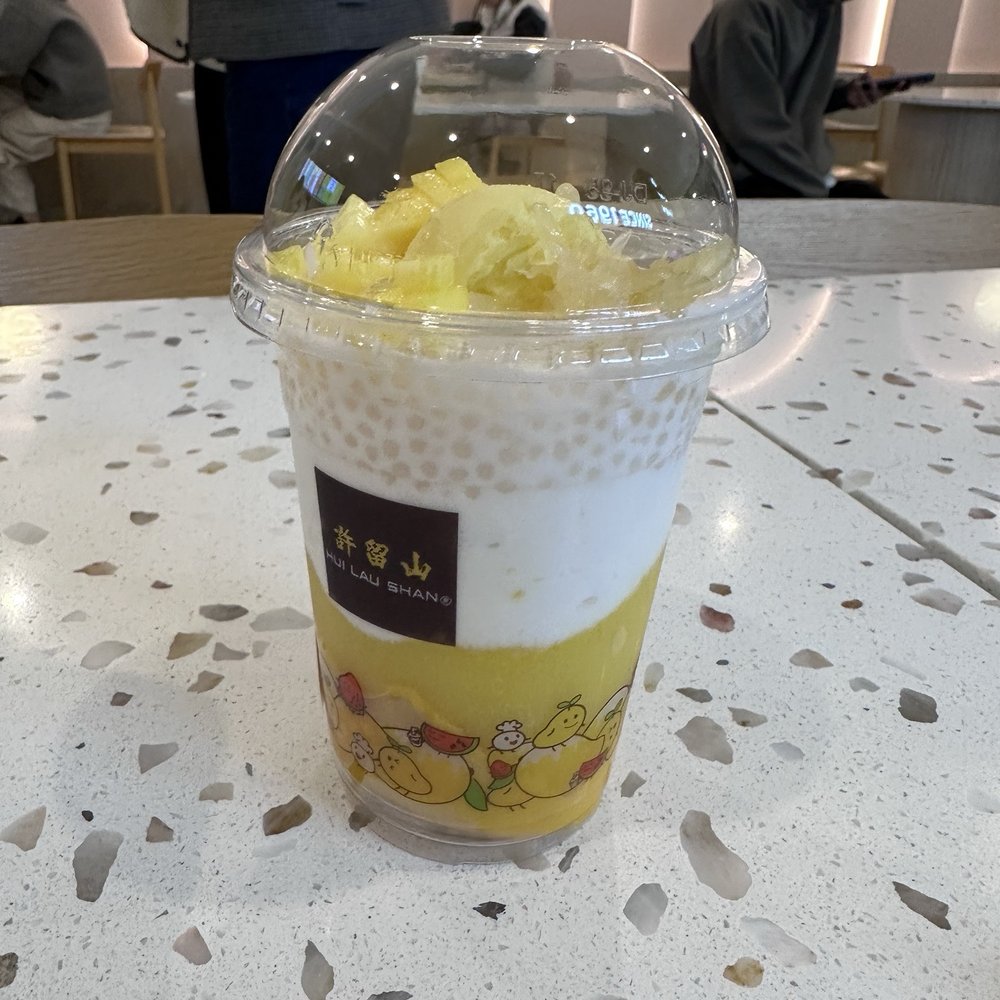 Hui Lau Shan - Mango pomelo sago - Desserts Near Me - Houston, Texas Hui Lau Shan - Mango pomelo sago - Desserts Near Me - Houston, Texas