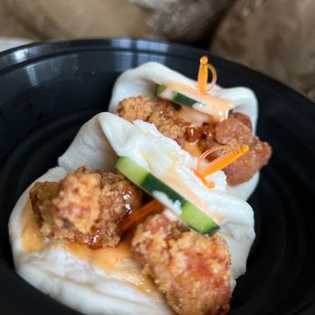 Meet Noodle - Fried chicken buns - Noodles Near Me - Stony Brook, New York Meet Noodle - Fried chicken buns - Noodles Near Me - Stony Brook, New York