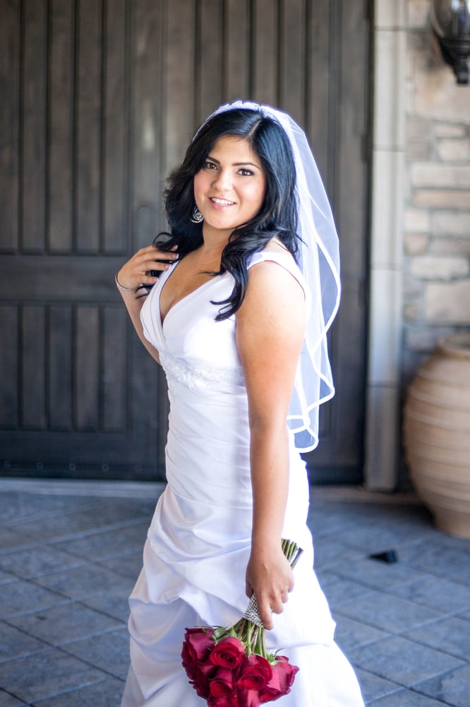 Hair & Makeup by Diana W Logo