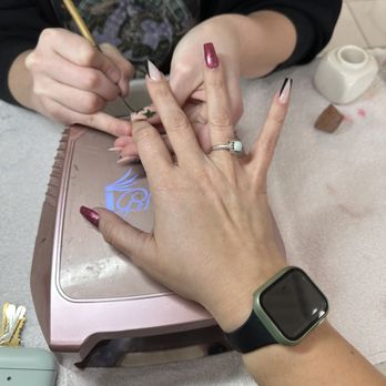 NailSHOW - Getting my nails done by Sydney - Nail Salons Near Me - Overland Park, Kansas