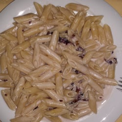 Casetta Nel Parco - Penne alla crema di formaggio e radicchio