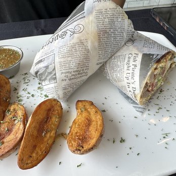 Tres Muchachos - Burrito - Breakfast & Brunch Near Me - Costa Mesa, California