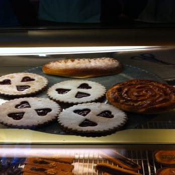 Chez Jouvaud - Bakeries Near Me - Carpentras, 84