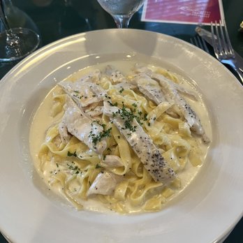 L'incontro - Fettuccine Alfredo - Italian Near Me - Lake Wales, Florida