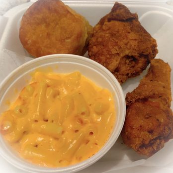 Kings Fried Chicken - Snack Box ($4.99) - 2 piece chicken, 1 side, and 1 biscuit (03.22.2021) - Fast Food Near Me - Saint Petersburg, Florida