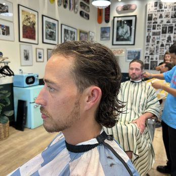 Leucadia Barber Shop - Haircut by Junior. - Barbers Near Me - Encinitas, California Leucadia Barber Shop - Haircut by Junior. - Barbers Near Me - Encinitas, California