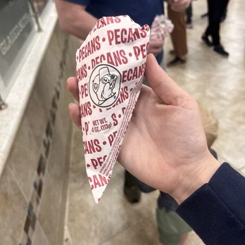 Buc-ee's - Pecans yum - Convenience Stores Near Me - Berthoud, Colorado