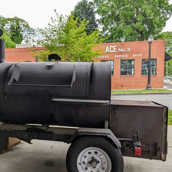 Sweet Lew’s BBQ - Barbeque Near Me - Charlotte, North Carolina Sweet Lew’s BBQ - Barbeque Near Me - Charlotte, North Carolina