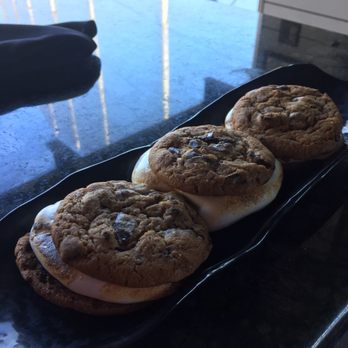 Topgolf - S'More Cookie Dessert - Golf Near Me - Las Vegas, Nevada