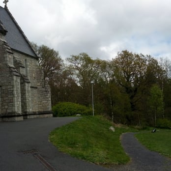 Druids Glen Resort - St Kevin's church, Glendalough, 6th century,1/2 h drive from hotel. The wedding took place here. - Hotels Near Me - Wicklow, WW