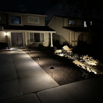 Chipis Landscaping - Front yard landscape - Landscaping Near Me Chipis Landscaping - Front yard landscape - Landscaping Near Me
