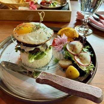 Temsib Eatery & Bar - Thai Near Me - Bellevue, Washington