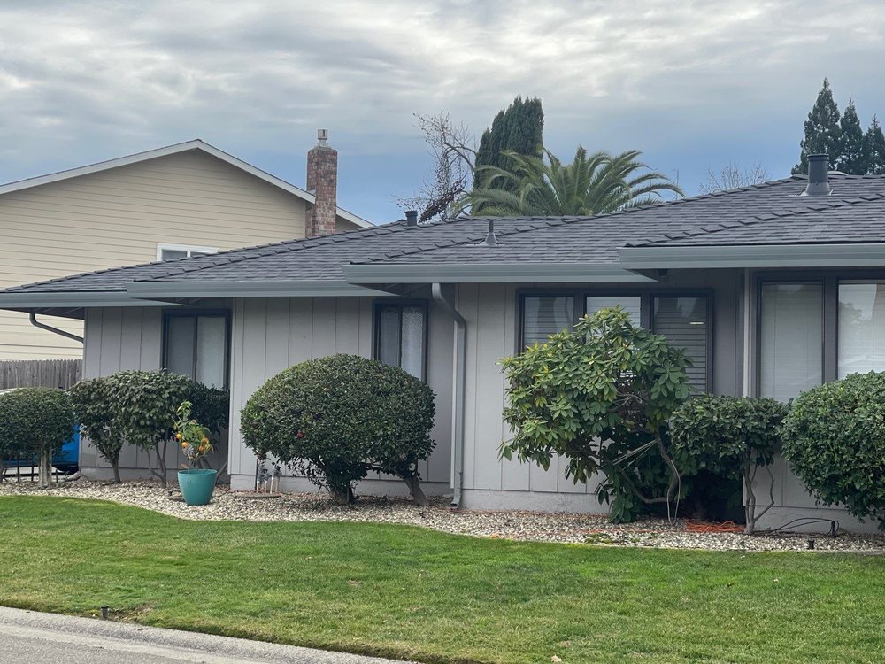 Slide of Harlan Quality Roofing