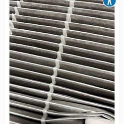 Envision Ford of Oxnard - Star Ford Service dept. documented faulty air filter #1 (of 2) via photo.