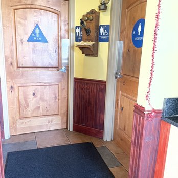 Erik's DeliCafe of Watsonville - Bathrooms - Sandwiches Near Me - Watsonville, California