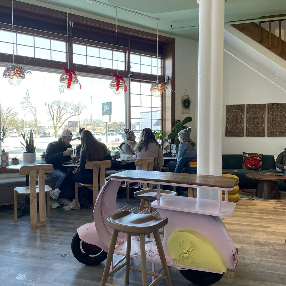 Phalcha - Interior - Coffee & Tea Near Me - Louisville, Kentucky