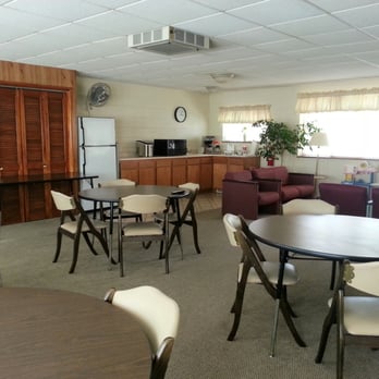 Weise Funeral Home - Visitor lounge. Very outdated. - Funeral Services & Cemeteries Near Me - Allen Park, Michigan Weise Funeral Home - Visitor lounge. Very outdated. - Funeral Services & Cemeteries Near Me - Allen Park, Michigan