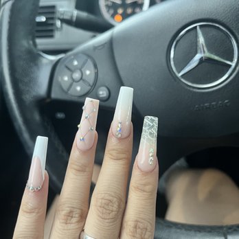 Lotus Nail - Nail Salons Near Me - Levittown, Pennsylvania