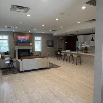 Fairfield Jericho Townhomes - Clubhouse - Apartments Near Me - Westbury, New York Fairfield Jericho Townhomes - Clubhouse - Apartments Near Me - Westbury, New York