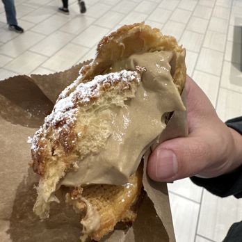 Le Le Choux - Coffee filling - Bakeries Near Me - Daly City, California Le Le Choux - Coffee filling - Bakeries Near Me - Daly City, California