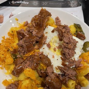 L'Oeufrier - Beyond vegan sausage with Mac & cheese - Breakfast & Brunch Near Me - Montreal, Quebec L'Oeufrier - Beyond vegan sausage with Mac & cheese - Breakfast & Brunch Near Me - Montreal, Quebec