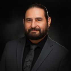 Soluna Mind and Wellness - VICTOR LABRADO
MSN, APRN, FNP-C, PMHNP-BC