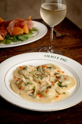 OLIO E PIÙ by null OLIO E PIÙ by null