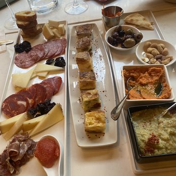 Locus Wines - Cheese board and yummy bites! - Wine Tasting Room Near Me - Seattle, Washington
