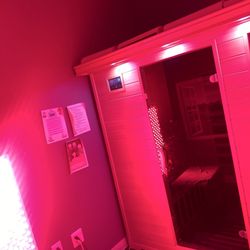 Elon Roshell Day spa & Health - Sauna and red light