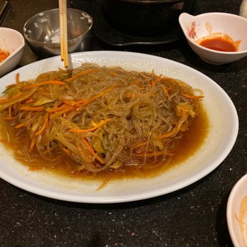 Foto de Soo's Korean Restaurant - Springfield, MO, Estados Unidos. Jabchae