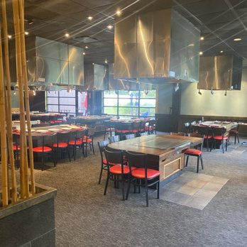 Benihana - Short Hills - Sushi Bars Near Me - Short Hills, New Jersey