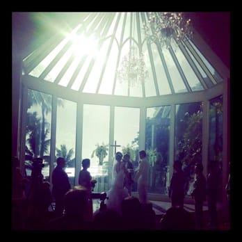 Paradise Cove Crystal Chapel - Wedding Planning Near Me - Kapolei, Hawaii Paradise Cove Crystal Chapel - Wedding Planning Near Me - Kapolei, Hawaii