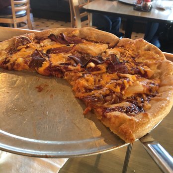 Mellow Mushroom Dunwoody - Funky Q Chicken - Pizza Near Me - Dunwoody, Georgia