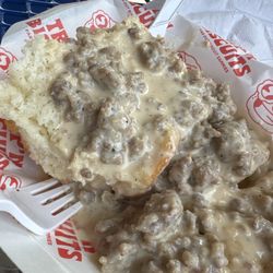 Trip’n Biscuits - Sausage gravy