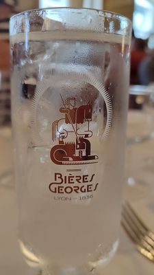 Brasserie Georges by null