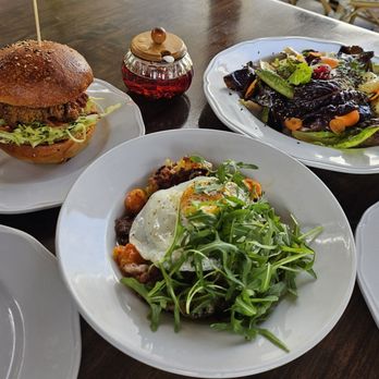 The Dutchess - Cafes Near Me - Ojai, California The Dutchess - Cafes Near Me - Ojai, California
