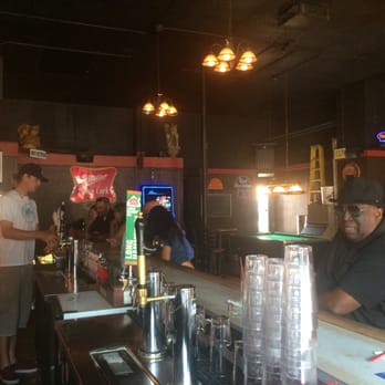 William’s Tavern - Happy hour on a Friday - Bars Near Me - Denver, Colorado William’s Tavern - Happy hour on a Friday - Bars Near Me - Denver, Colorado