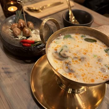 Nara Thai Kitchen - Thai Near Me - Irvine, California
