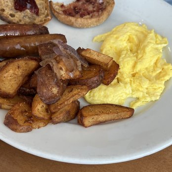 Peach Valley Café - Basic breakfast - Breakfast & Brunch Near Me - Mount Dora, Florida Peach Valley Café - Basic breakfast - Breakfast & Brunch Near Me - Mount Dora, Florida